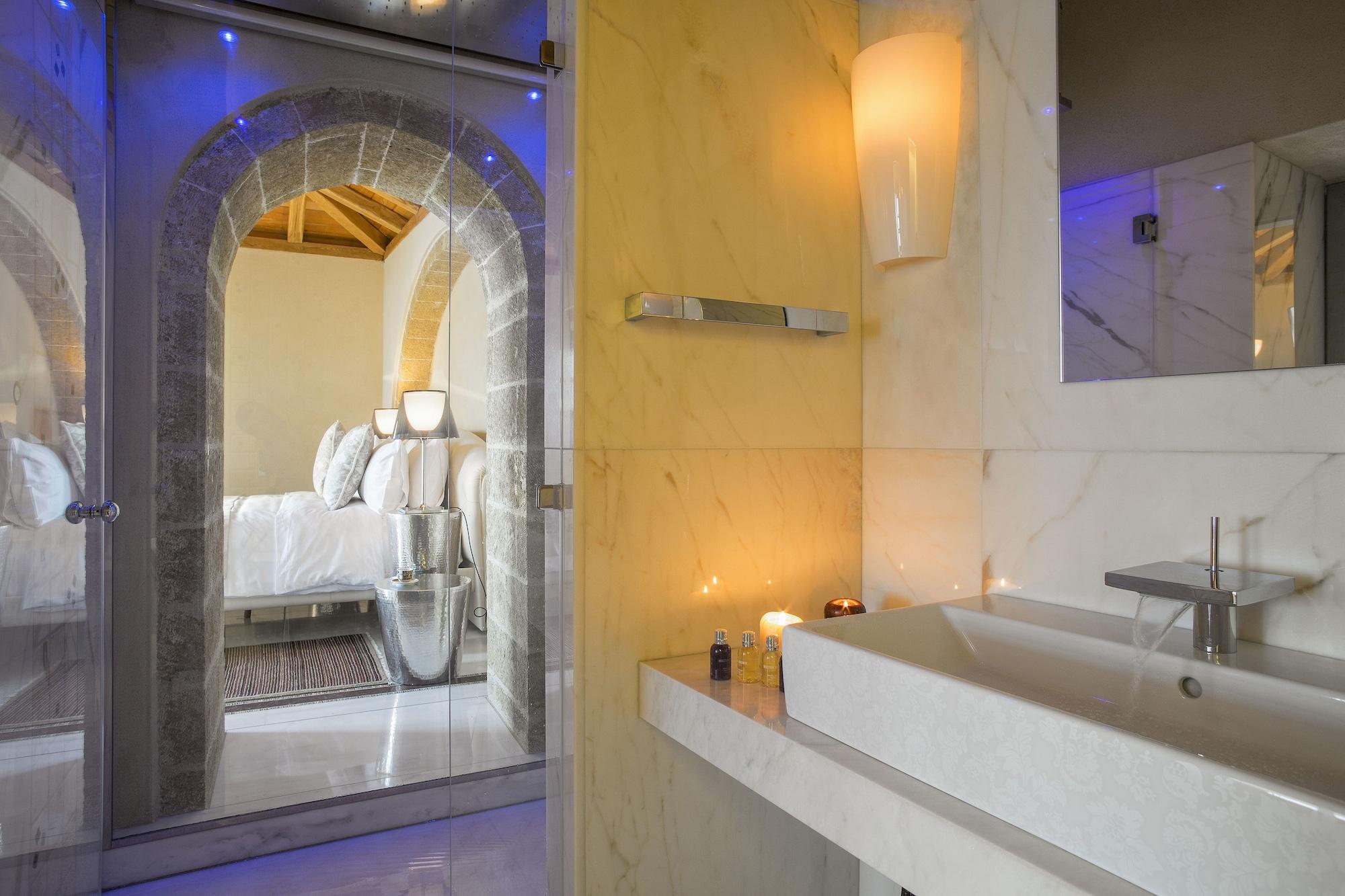 Moni Emvasis Luxury Suites Monemvasia Exterior photo